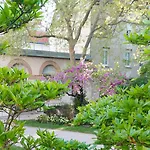 Hotellerie L\'Enclos Rey