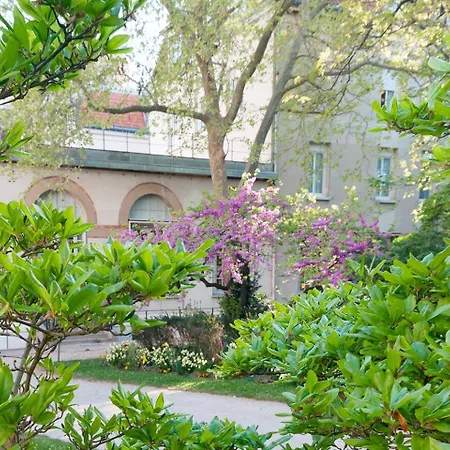 Hotel Hotellerie L'enclos Rey *