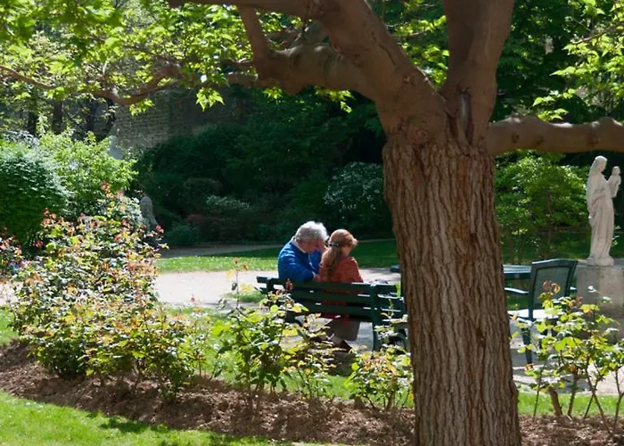 Hotellerie L\'Enclos Rey